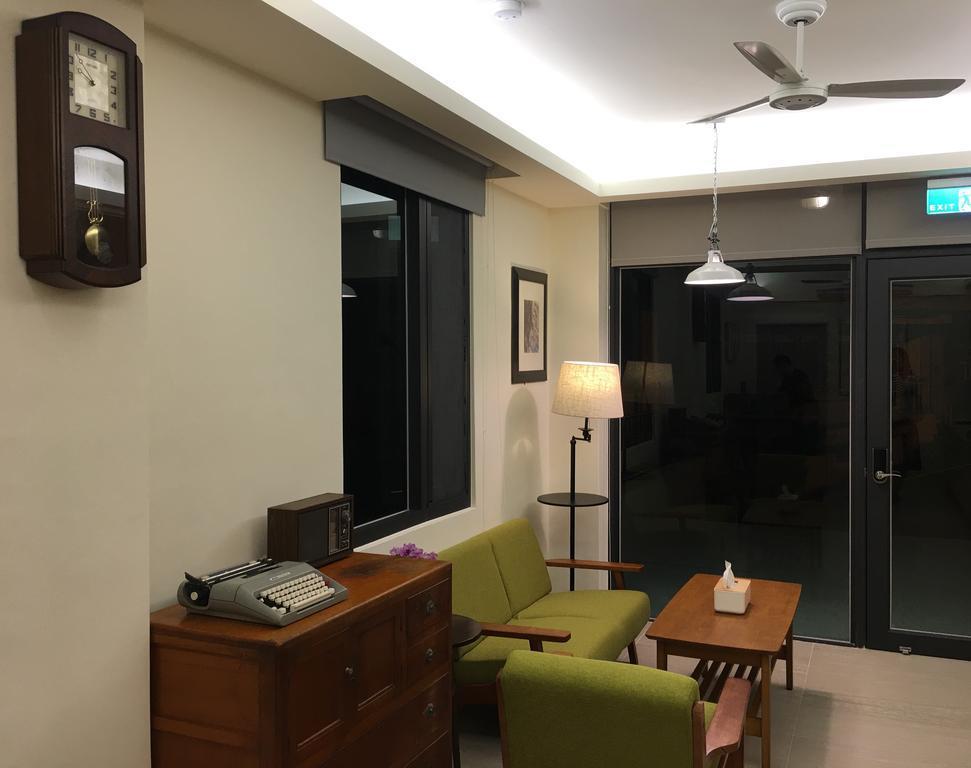 הואליין סיטי Literature River Bank 文學河岸 民宿 מראה חיצוני תמונה